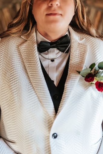 Close up of jacquard suit on woman